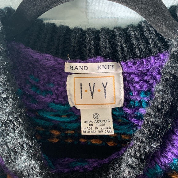 Vintage patterned sweater - Picture 2 of 3